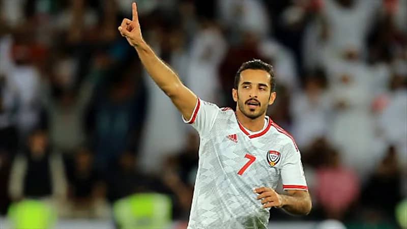 نجم منتخب الإمارات علي مبخوت على ردار الاتحاد