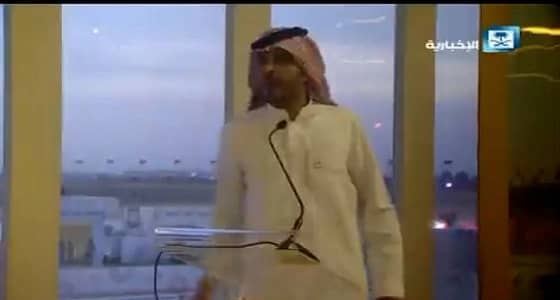 بالفيديو.. ياسر التويجري يلقي قصيدة أمام ولي العهد في مهرجان الهجن الثاني