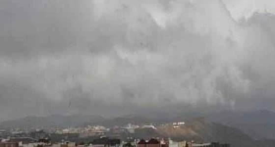 تنبيه.. سحب رعدية ورياح على مكة المكرمة ليومين
