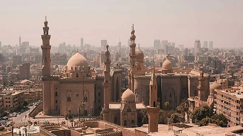 إخلاء 3 مناطق كاملة في القاهرة وإزالتها