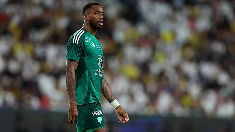 توني يحذف اسم الأهلي من حساب إنستغرام ويثير التكهنات حول رحيله .. صورة