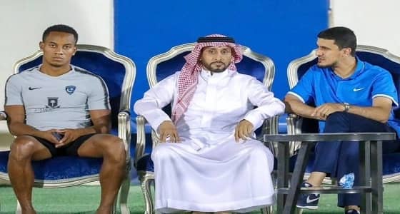 تحسن اصابة كاريلو ويشارك في تدريبات الهلال الجماعية.
