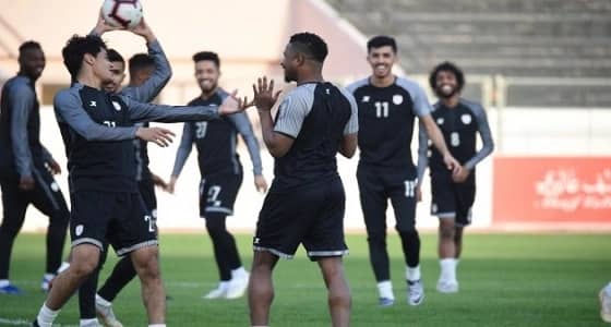 " الشباب " يواصل تدريباته استعدادًا لمواجهة " الباطن "