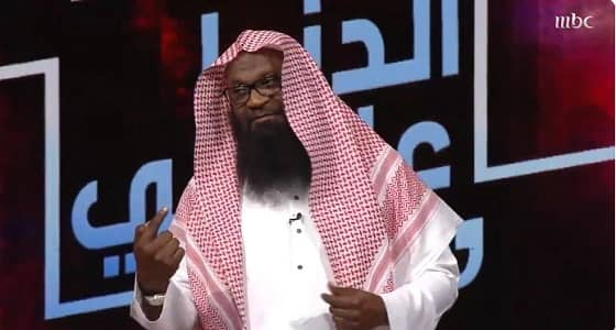 بالفيديو..الكلباني: الله أعطاني 3 أولاد بدعوة امرأة عجوز