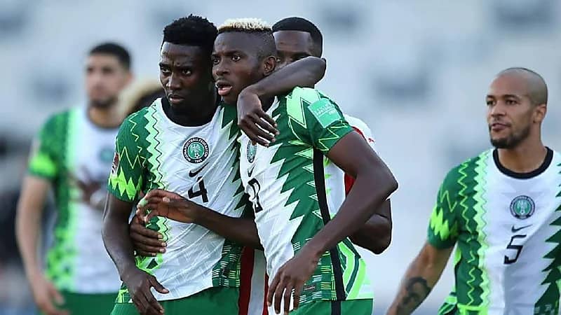 أوسيمين يخضع لفحوصات طبية لتحديد خطورة الإصابة