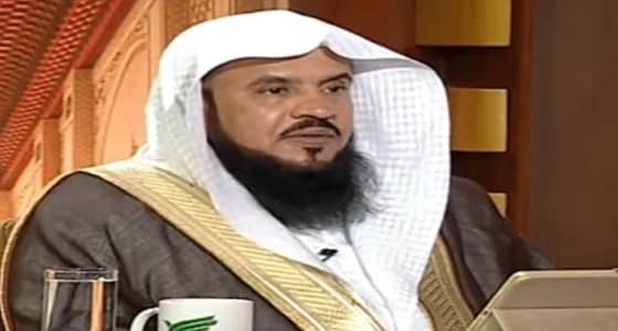 بالفيديو.. السبر: ليس من العبث أن تحمل الأم طفلها أثناء الصلاة