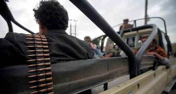 بالفيديو.. محاصرة حوثيين قبالة حدود نجران وقتلهم