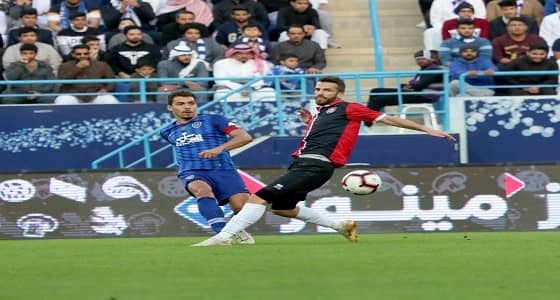 بالفيديو والصور.. التعادل يحسم مباراة الهلال والرائد بأهداف +90