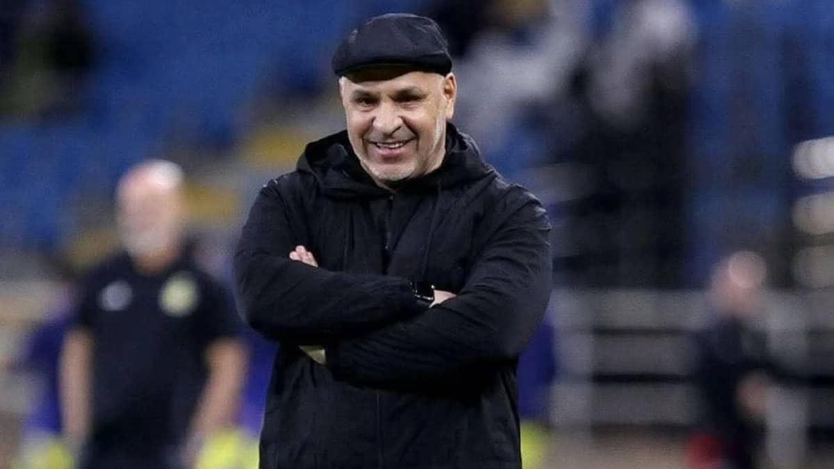 بن زكري خارج حسابات النجمة