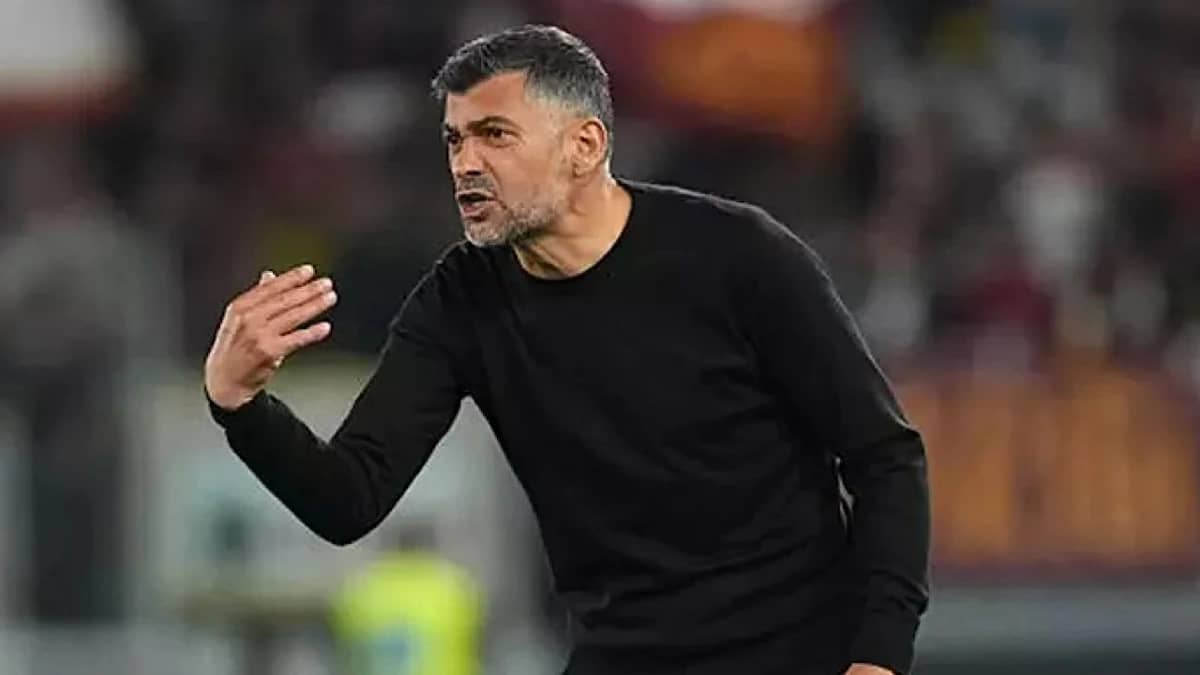 كونسيساو يؤجل قراره بشأن مشاركة ماريو ميتاي