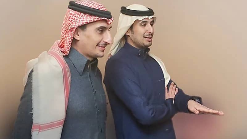 الأمير تركي بن سلمان يحتفل بزواج ابن عمه الأمير أحمد بن سلطان بقصيدة