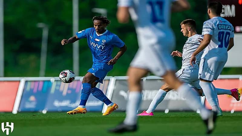 الهلال يتخطى جوريكا السلوفيني بثنائية .. فيديو