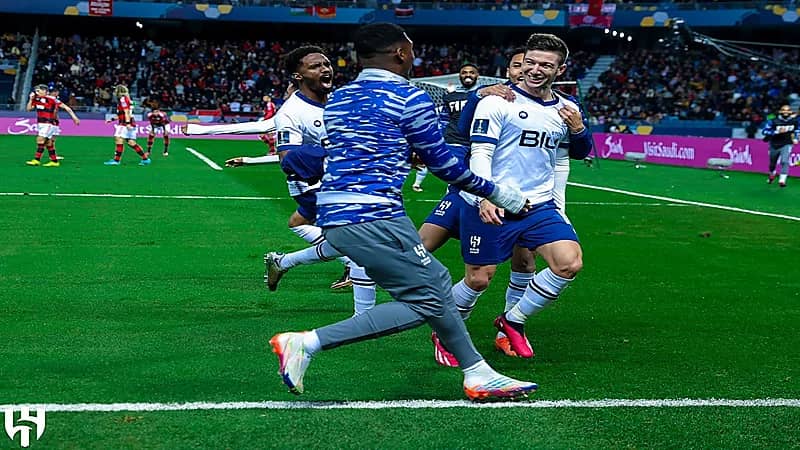 بعد التأهل للنهائي..لاعبا الهلال يقتربان من بالميراس البرازيلي