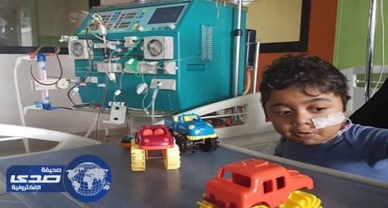 والد يتبرع لإبنه بكليته لينهي معاناة استمرت سنوات