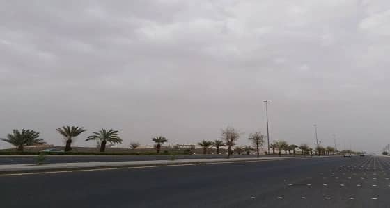موجة الغبار والأتربة تضرب المدينة المنورة