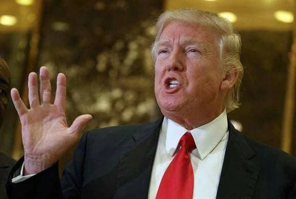 150 ألف بريطاني يطالبون بمنع ترامب من دخول بريطانيا