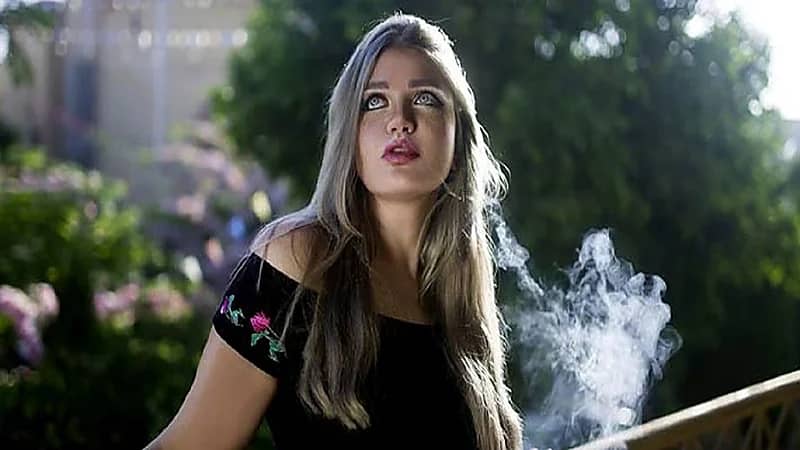 تفاصيل مرض BPD الذي تعاني منه ياسمين الخطيب ومشاهير آخرين