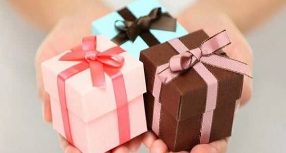 " النمر " يطالب بأخذ الحيطة والحذر عند شراء عطرا لأحد الأشخاص