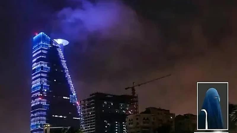 بالفيديو.. مواطنة تبتكر وسادة هيدروليكية لمساعدة الذين يعانون من آلام ‎الركب