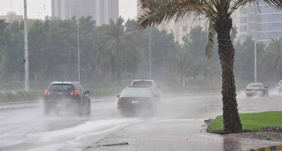 تحذير إلى أهالي المنطقة الشرقية من الأمطار الغزيرة