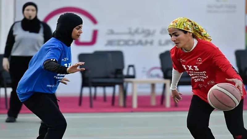 صور..تنظيم بطولة كرة السلة 3×3 بجدة للجنسين