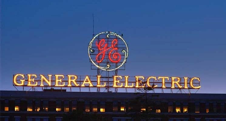 المخاطر  تحاصر  " جنرال إلكتريك " فما السبب