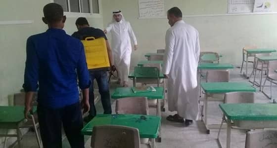 بالصور.. تعقيم مدارس الطائف لمنع انتقال عدوى " الجرب "