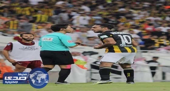 كهربا يكشف تفاصيل حديثه مع الحكم المساعد