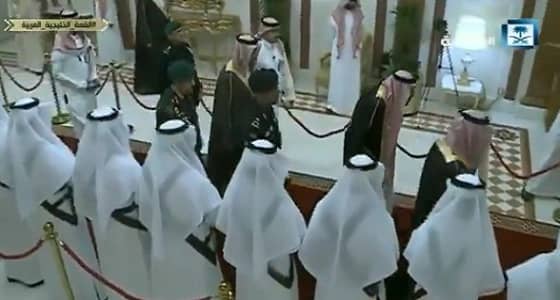 بالفيديو.. خادم الحرمين يصل مقر انعقاد قمم مكة لاستقبال القادة العرب