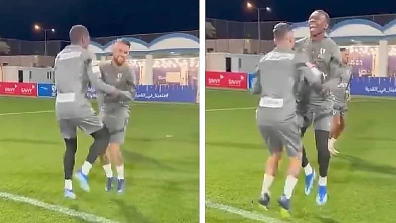 ثنائي الهلال يستمتعان بوقتهما قبل مواجهة الاتحاد .. فيديو