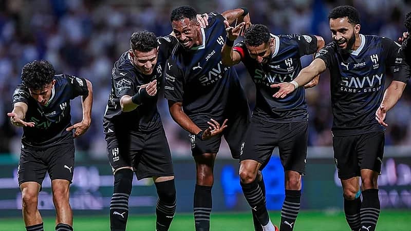 الهلال يودع 4 لاعبين بعد انتهاء عقودهم