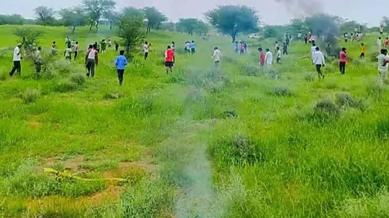 تحطم طائرة هندية خلال مهمة تدريبية يودي بحياة طياريْن ..فيديو