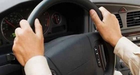 طريقة الجلوس الصحيحة أثناء القيادة