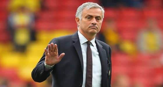 مورينيو يتحدث عن لاعب يفوق رونالدو وميسي