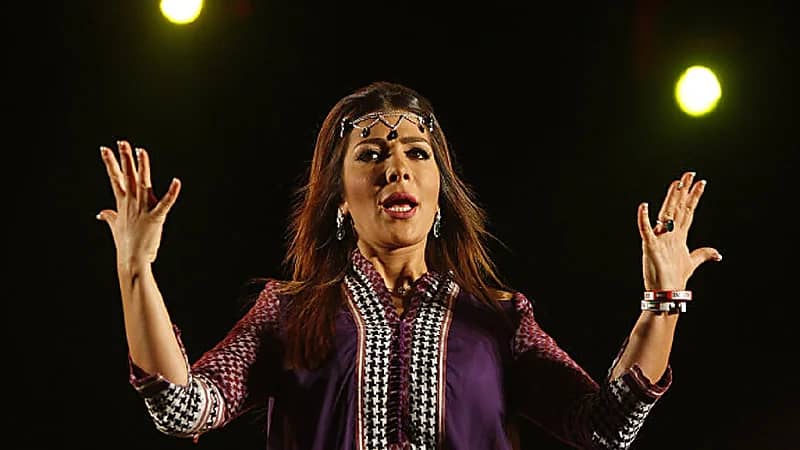 بالفيديو.. أصالة تبكي أثناء حديثها عن تجربة انفصالها