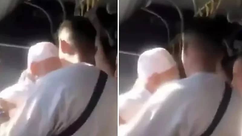 توتر داخل مقطورة متروبوس بإسطنبول بسبب تحية لم تُرد يشعل جدلاً واسعًا.. فيديو