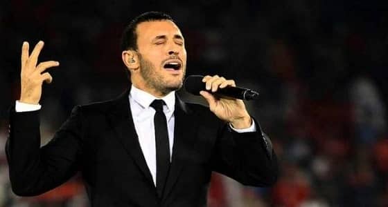 بالصور.. كاظم الساهر يودع العزوبية ويرتبط بهذه الفتاة