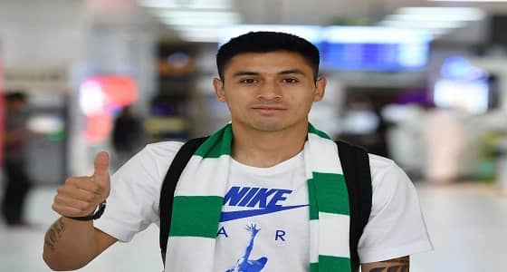 بالصور.. وصول التشيلي كلاوديو بايزا إلى مطار الملك عبدالعزيز بجدة