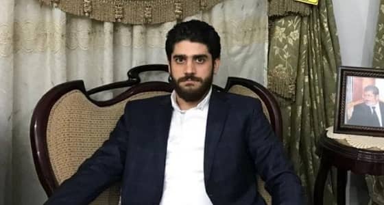 بعد 50 يوم من رحيل والده.. وفاة نجل مرسي إثر أزمة قلبية