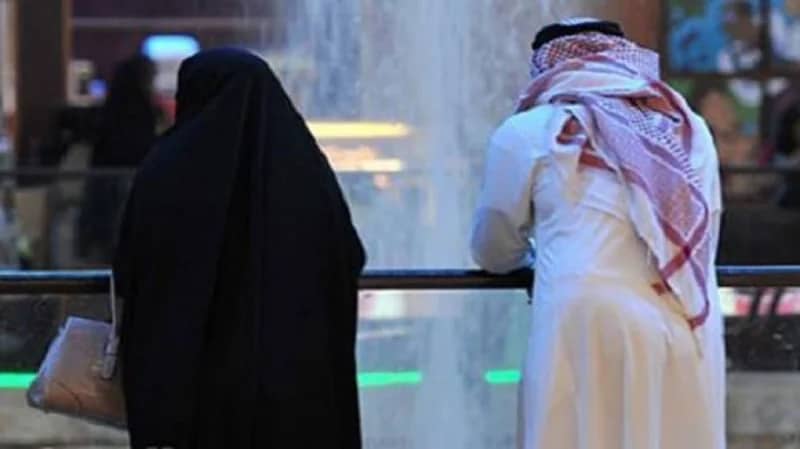 مستشار أسري يكشف مؤشرات التباعد العاطفي بين الزوجين