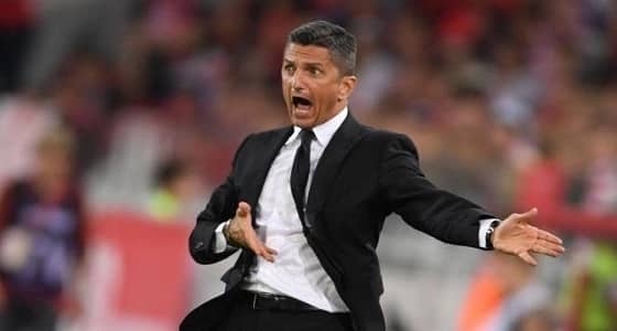 رغم الرباعية.. لوشيسكو يشعر بالغضب