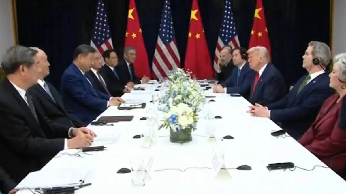 شي جين بينغ وترامب يلتقيان في بوسان لبحث مستقبل العلاقات بين الصين وأمريكا.. فيديو