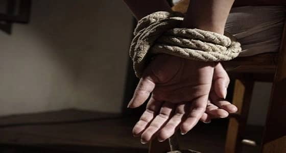 الهند تحتجز طالب سعودي خدع مضيفة طيران ووعدها بالزواج