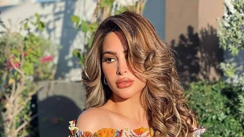 فوز الفهد ترد على أنباء حملها للمرة الثانية