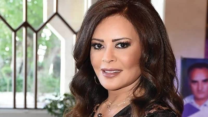 فنانة لبنانية تكشف عن تعرضها للتحرش في الوسط الفني