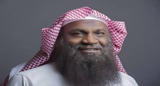 " الكلباني " عن فتاة مسرح عكاظ: تعاقب وتنتهي القصة