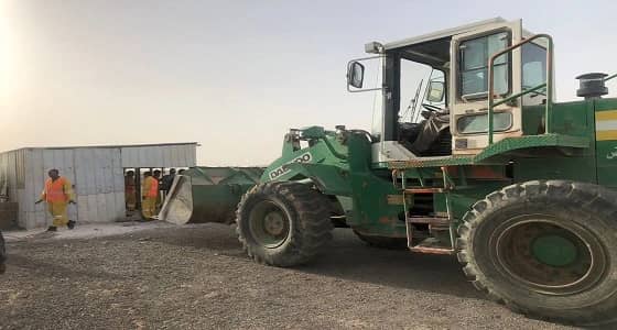 بالصور.. إزالة 3 مسالخ مخالفة في حملة على مواقع الذبح العشوائي بالرياض