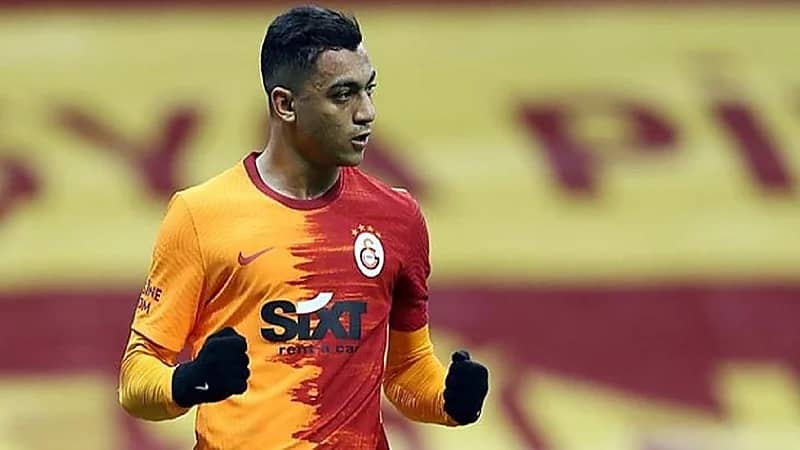 لاعب الزمالك السابق يتورط مع فتاة تركية بعد انضمامه لغلطة سراي