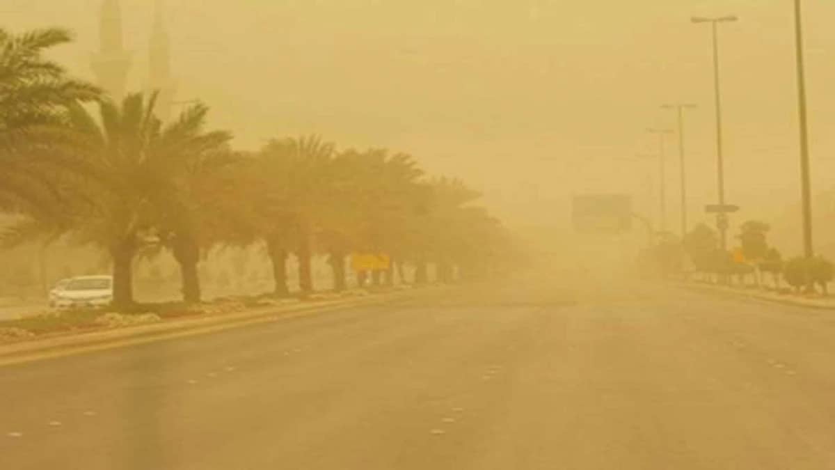 «الأرصاد» تنبه برياح نشطة وأتربة على المنطقة الشرقية