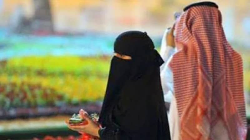 مستشار أسري للزوج: غض بصرك عن غير زوجتك